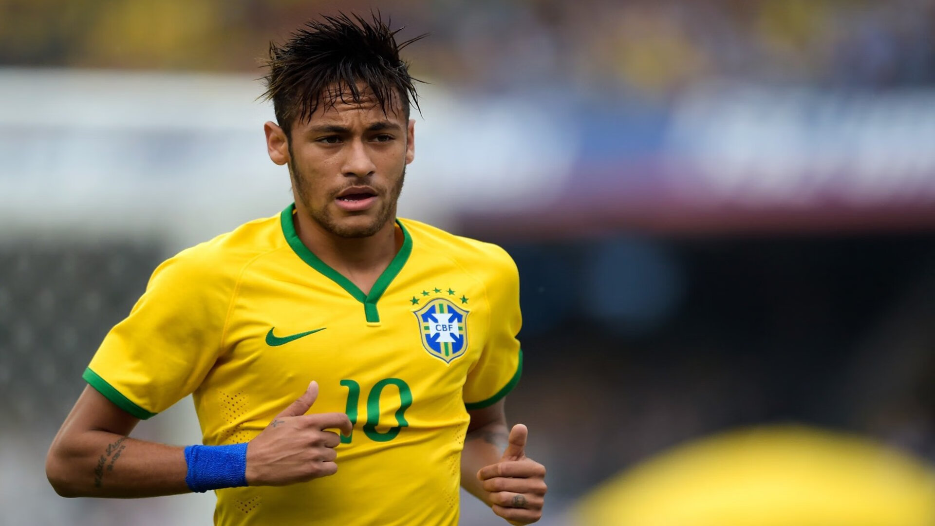 九游娱乐-“足球志愿者服务队伍火焰熊熊，助力赛事顺利进行”，足球比赛志愿者需要干什么