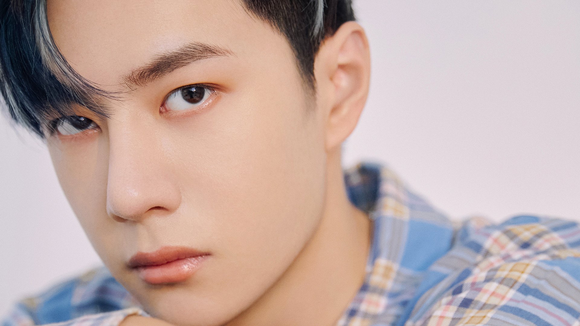 九游娱乐(jiuyou)官网-【年轻崛起】未来之星学丁俊晖：训练技巧大公开，丁俊晖成长之路