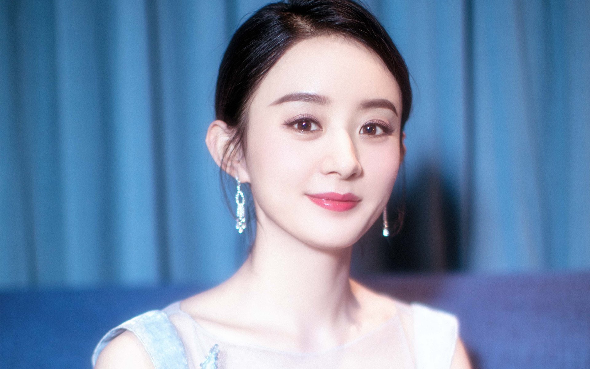 哥伦比亚队在足球比赛中脱颖而出,哥伦比亚足球队球星